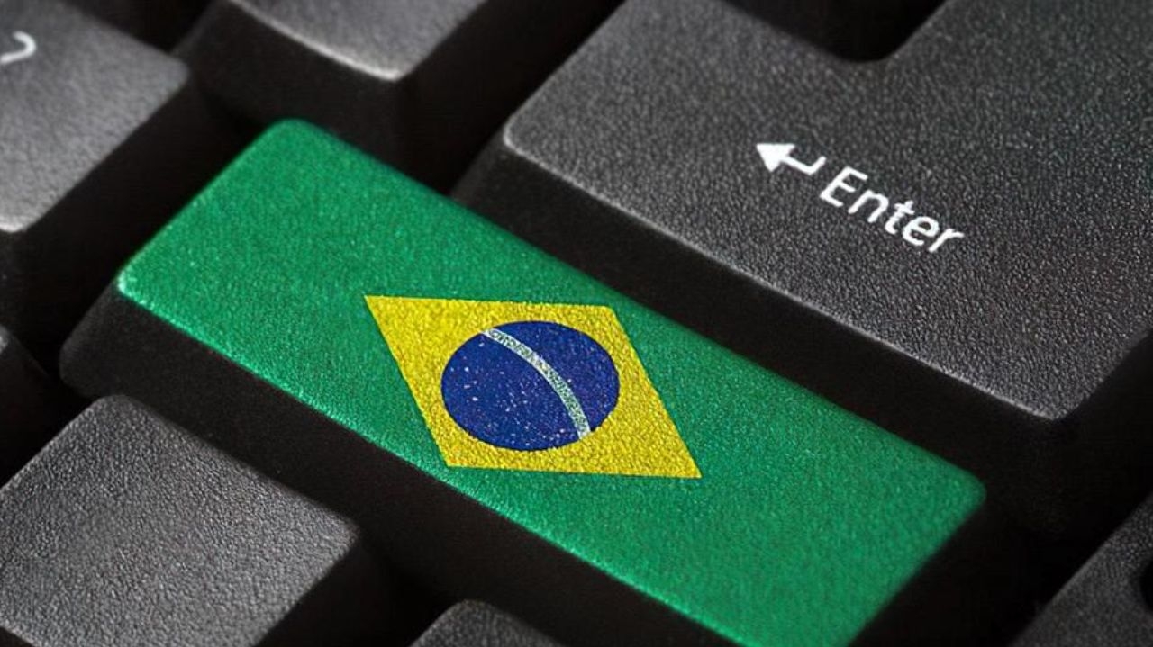 Pesquisa indica que brasileiros abraçam tecnologias mais rápido que média global Lorena Bueri