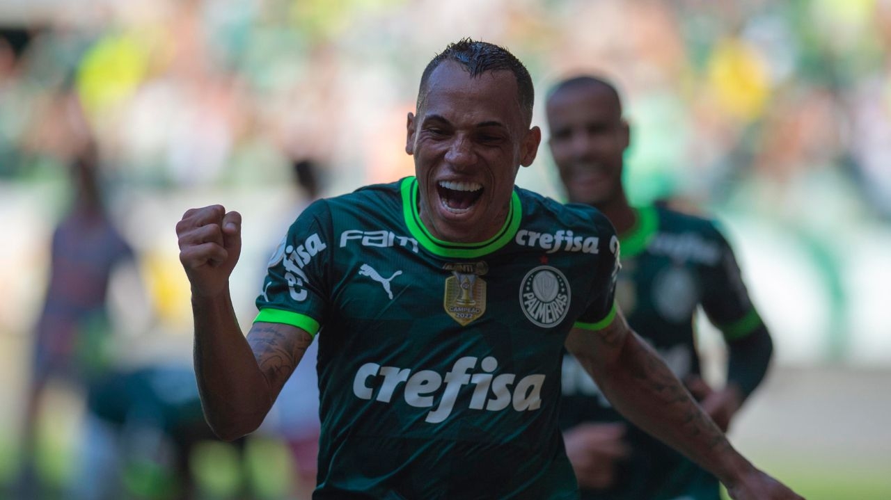 Palmeiras vence o Fluminense e deixa título do Brasileirão encaminhado Lorena Bueri