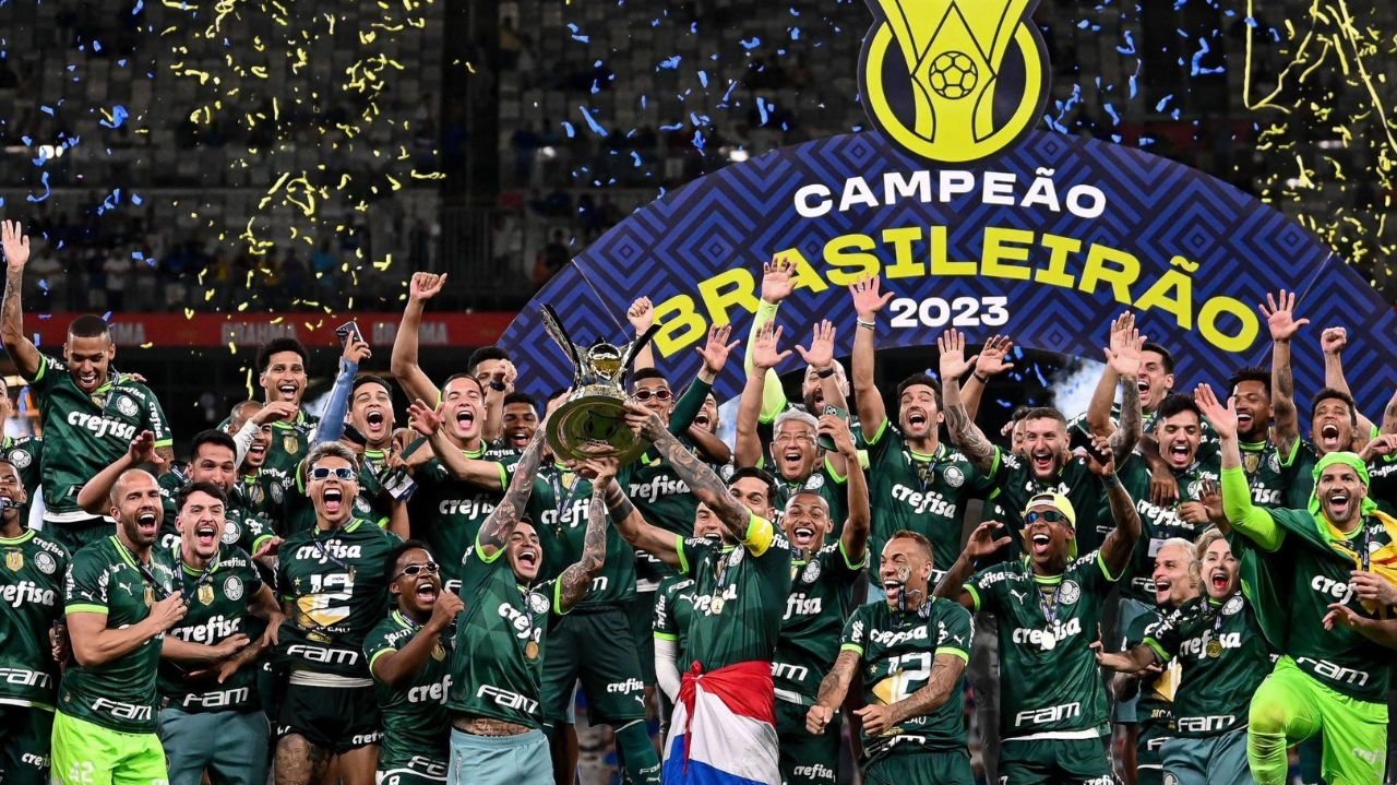 Palmeiras empata, mas se consagra campeão do Brasileirão 2023 -  Entretenimento