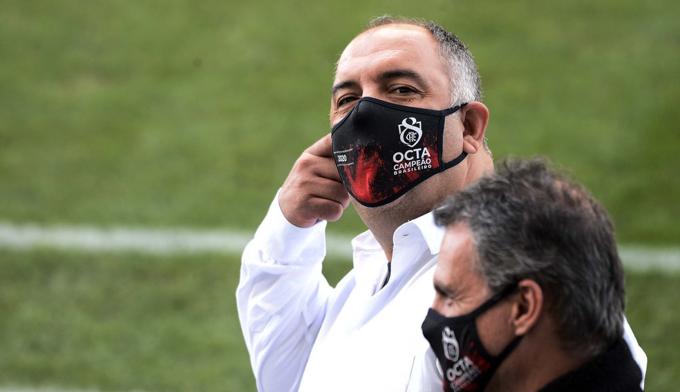 Dupla de dirigentes do Flamengo viajam para a  Europa em busca de reforços Lorena Bueri