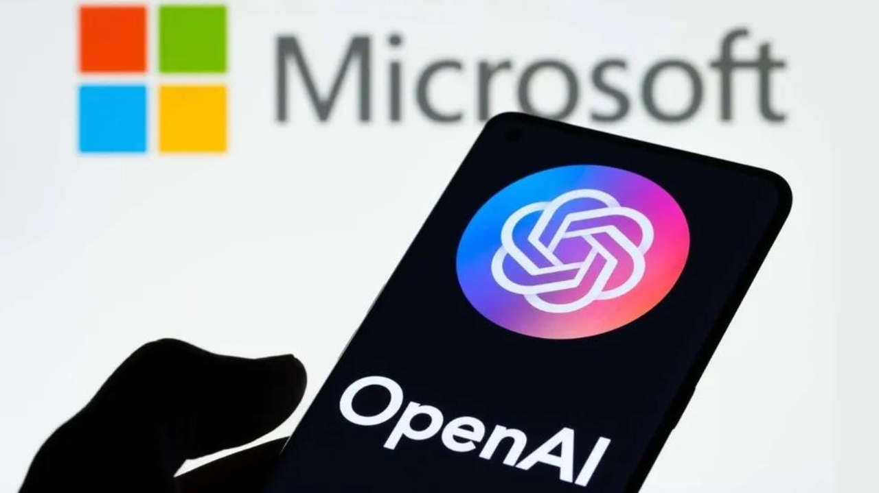 CMA do Reino Unido avalia possível investigação sobre parceria entre Microsoft e OpenAI Lorena Bueri
