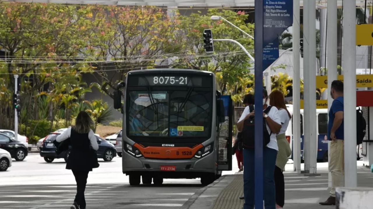 Tarifa zero: gratuidade no transporte público começa hoje em São Paulo Lorena Bueri