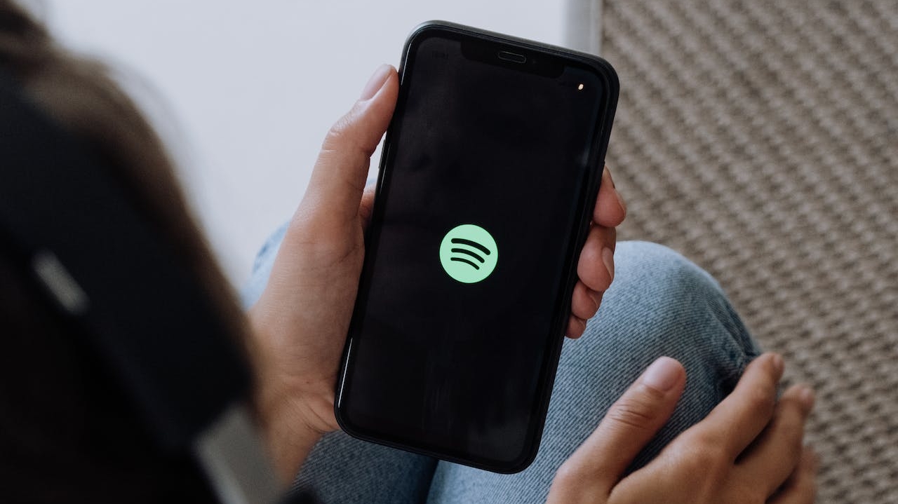 Spotify pretende implementar playlists personalizadas através do uso de IA Lorena Bueri