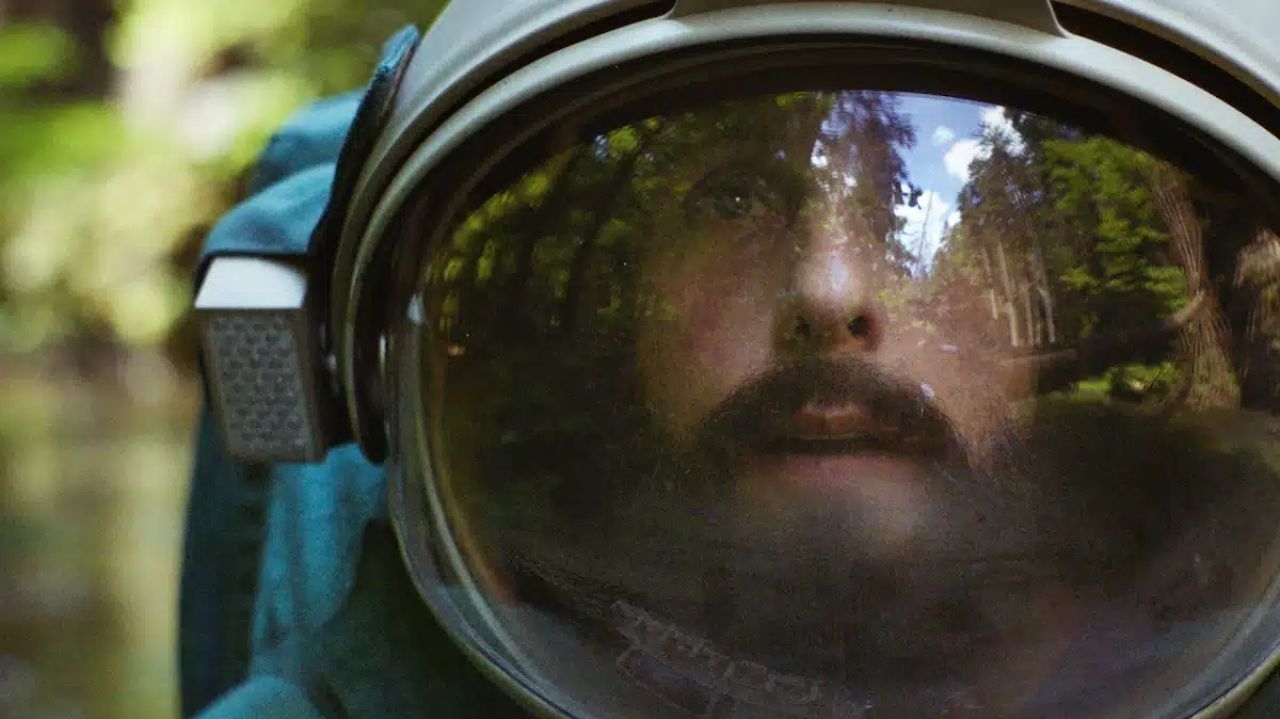 O Astronauta: nova parceria de Adam Sandler e Netflix ganha primeiro teaser Lorena Bueri