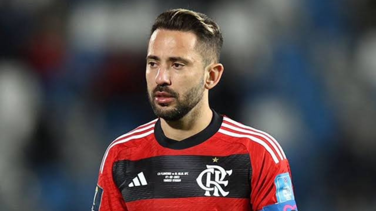 Everton Ribeiro não renova com o Flamengo e deve ser anunciado pelo Bahia Lorena Bueri