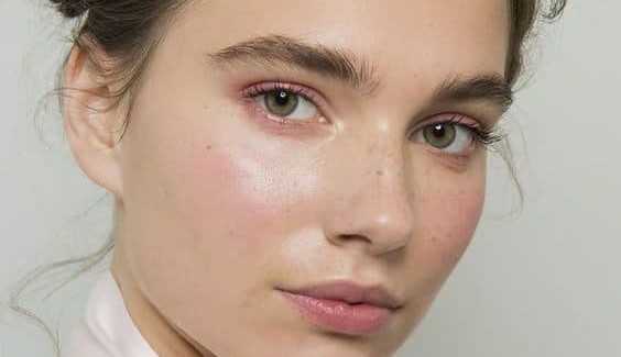 8 passos que você deve seguir para ter a pele com efeito glow  Lorena Bueri