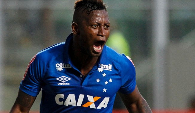 Cruzeiro recebe nova multa e para contratar terá que embolsar R$ 13 milhões