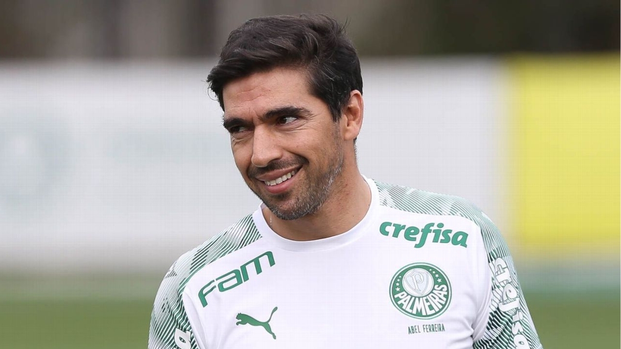 Palmeiras deseja ter Abel Pereira sob o comando do time até 2025 Lorena Bueri