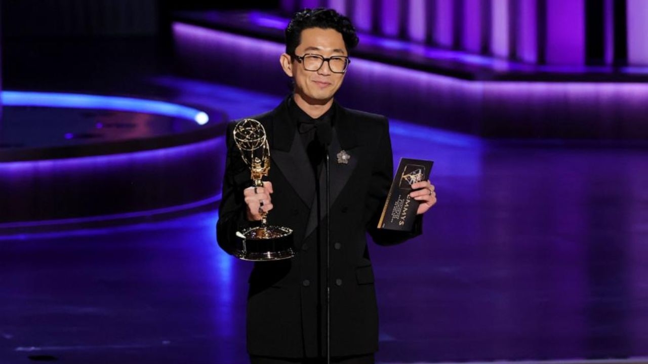 Emmy Awards: Lee Sung Jin vence a categoria Melhor Direção em Série Limitada, Antológica ou Telefilme  Lorena Bueri