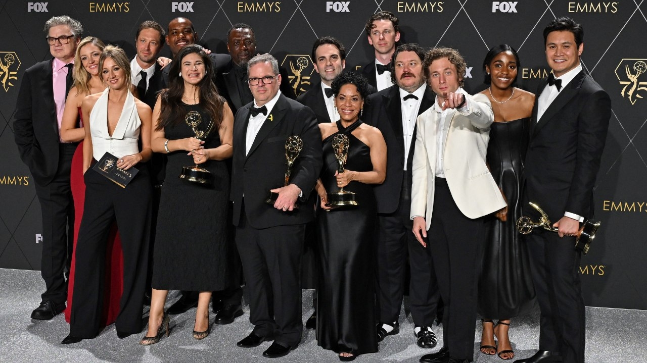 Emmy Awards: Christopher Storer vence a categoria Melhor Direção em Série de Comédia por 'The Bear' Lorena Bueri