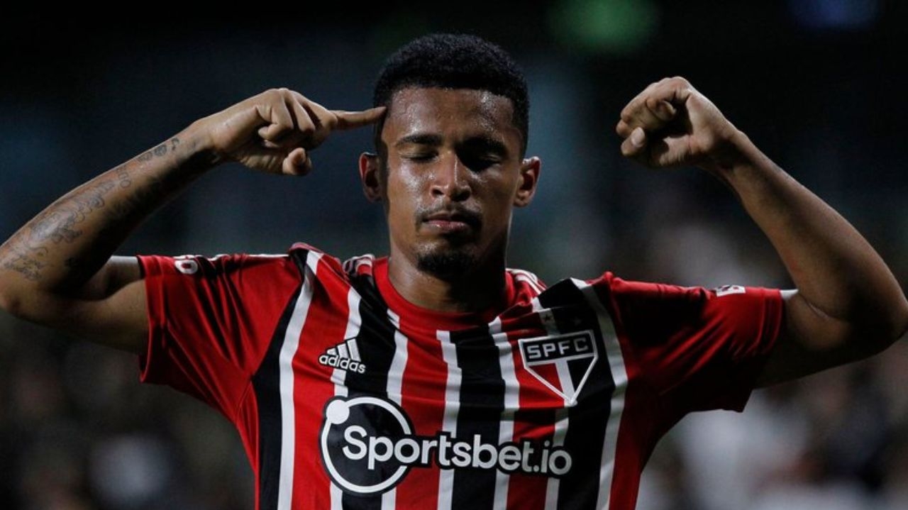 Marcos Paulo acerta rescisão de contrato com São Paulo Lorena Bueri