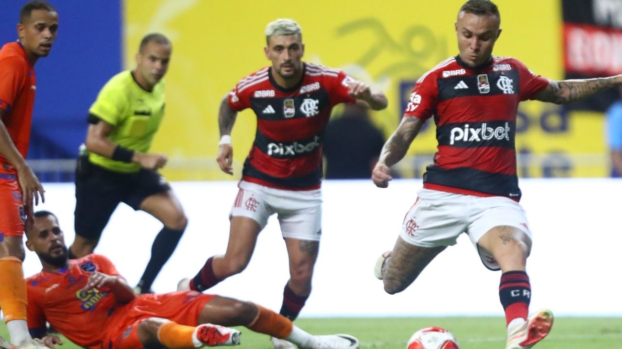Flamengo estreia com autoridade no Carioca e goleia o Audax Lorena Bueri