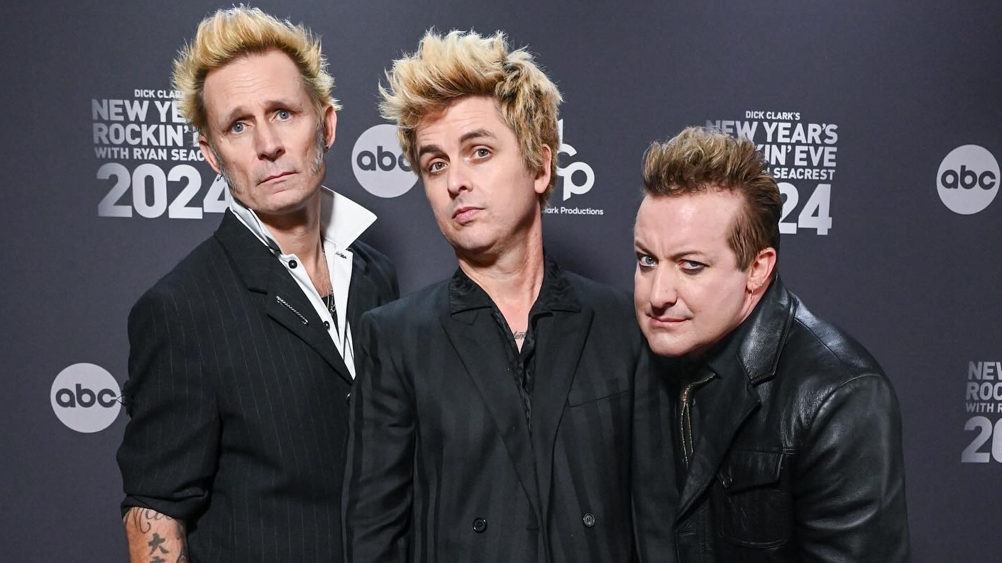 Green Day lança novo álbum “Saviors” e promete turnê em 2024 Lorena Bueri