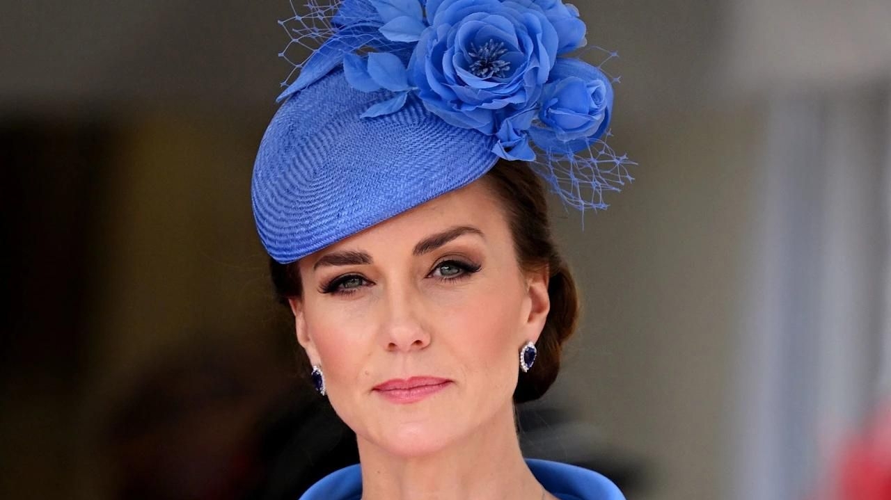 Kate Middleton trabalhará em casa enquanto se recupera de cirurgia Lorena Bueri