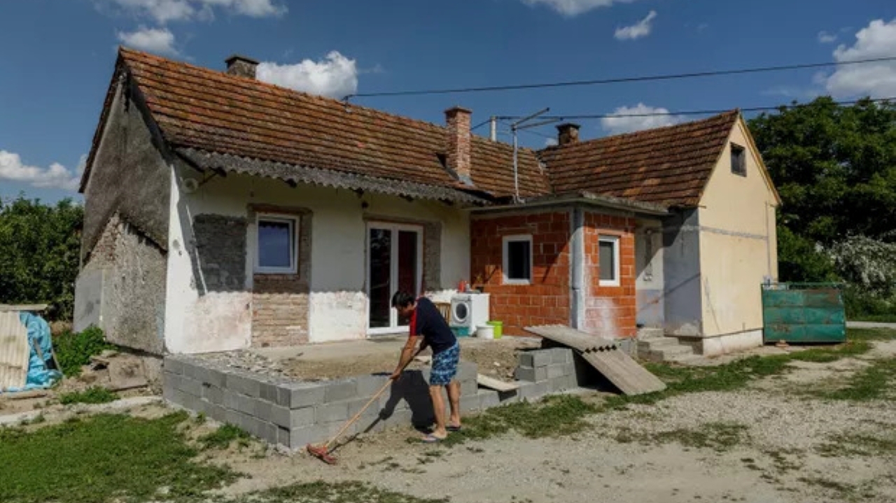 Cidade croata vende casas por menos de um real Lorena Bueri