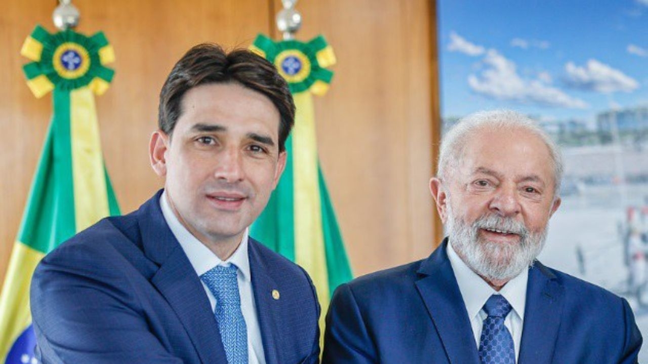 Programa Voa Brasil inicia em fevereiro, diz ministro Lorena Bueri