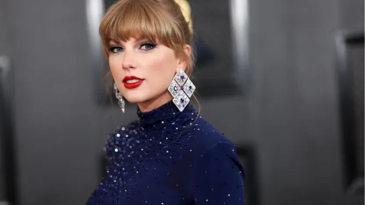 'Alarmante', diz Casa Branca sobre o caso da IA gerar fotos falsas de Taylor Swift na web Lorena Bueri