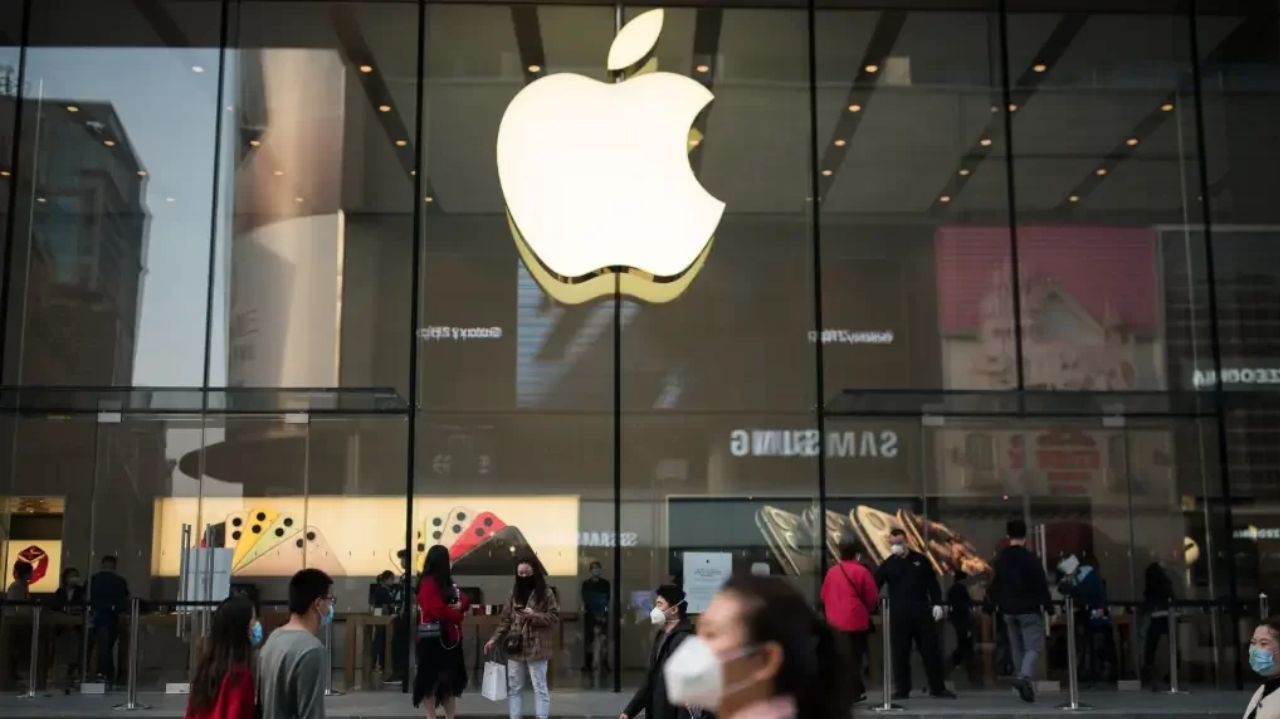 Apple supera concorrência e conquista o mercado chinês em 2023 Lorena Bueri