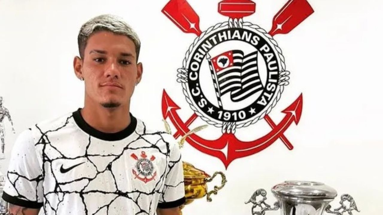 Jogador da base do Corinthians é investigado por morte de jovem de 19 anos Lorena Bueri