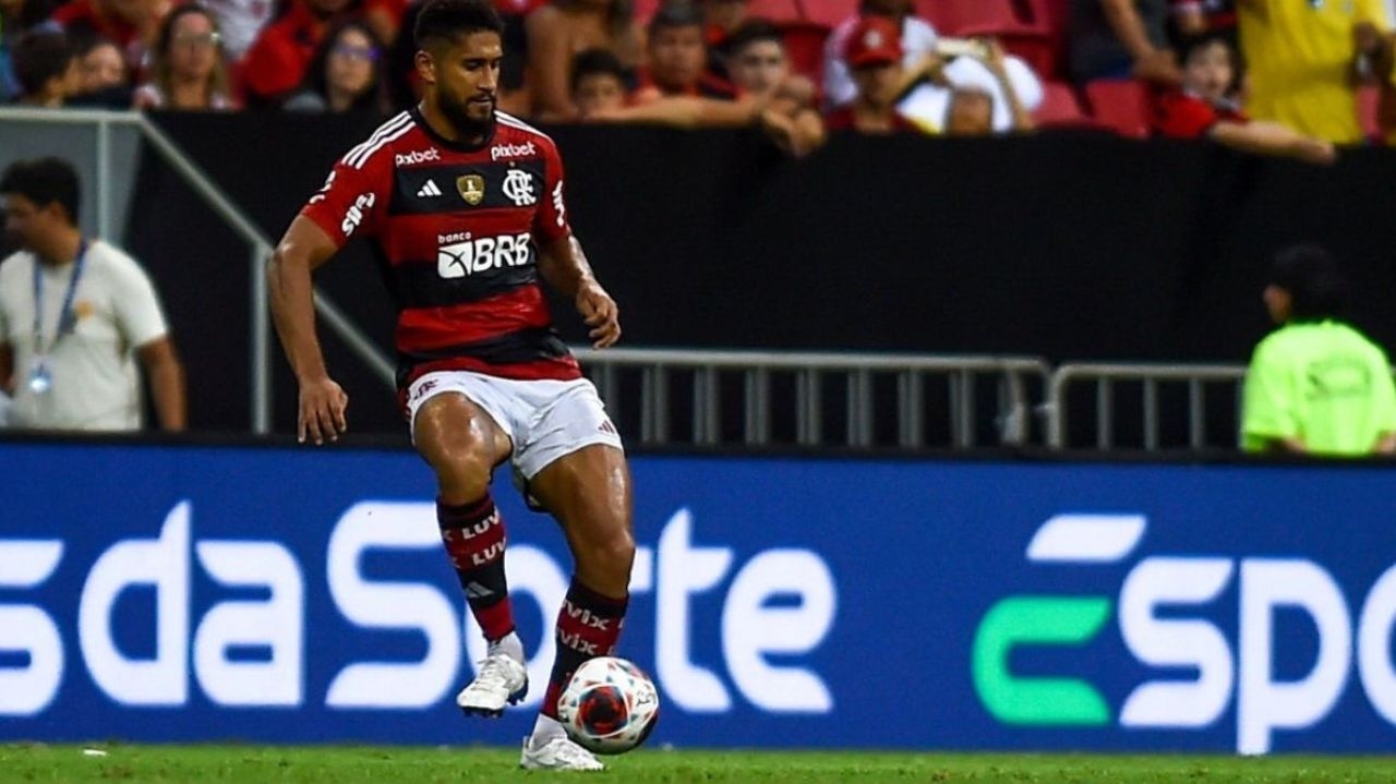 Botafogo anuncia contratação por empréstimo de Pablo, agora ex-Flamengo Lorena Bueri