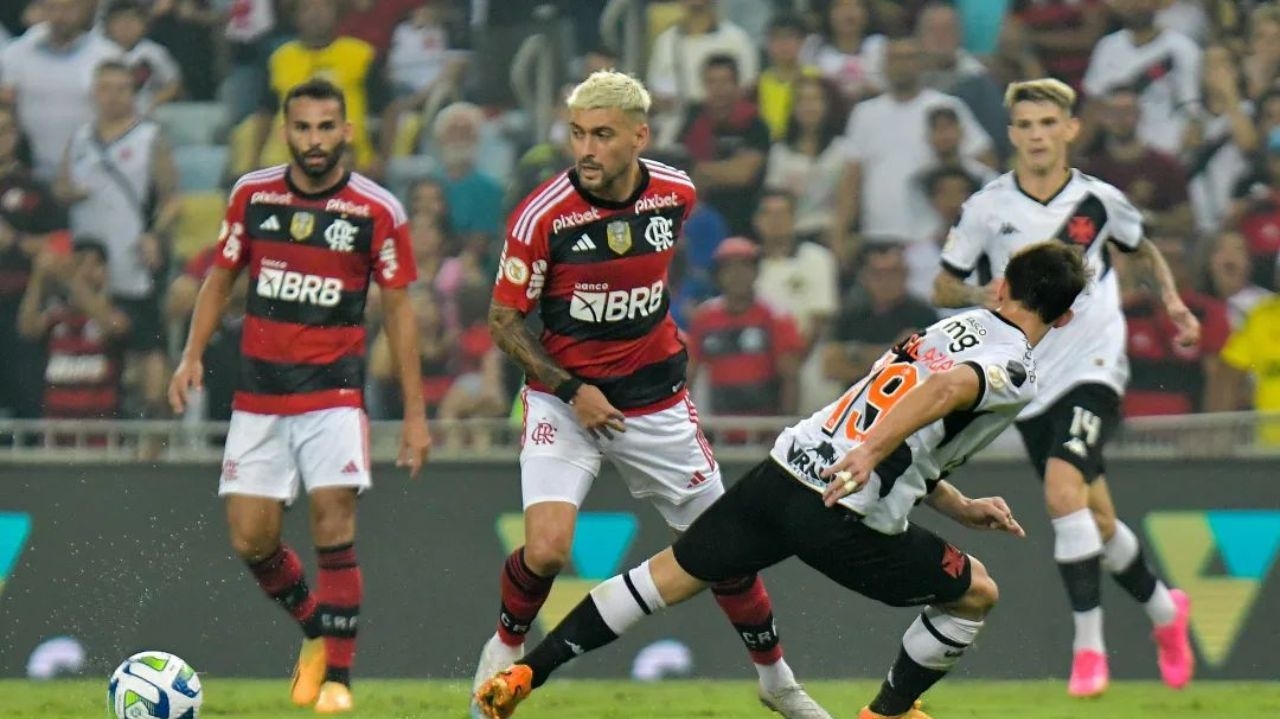Vasco x Flamengo: confira onde assistir, prováveis escalações e horário do confronto Lorena Bueri