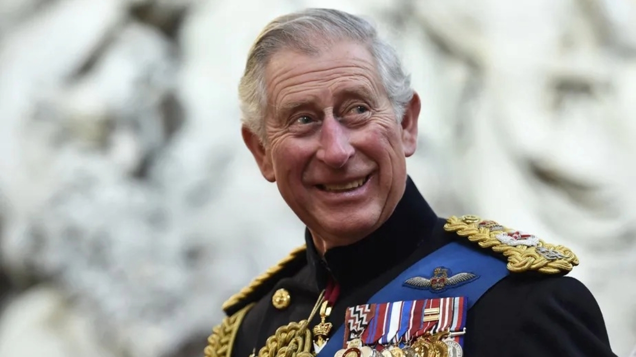 Rei Charles III está com câncer, anuncia o Palácio de Buckingham Lorena Bueri