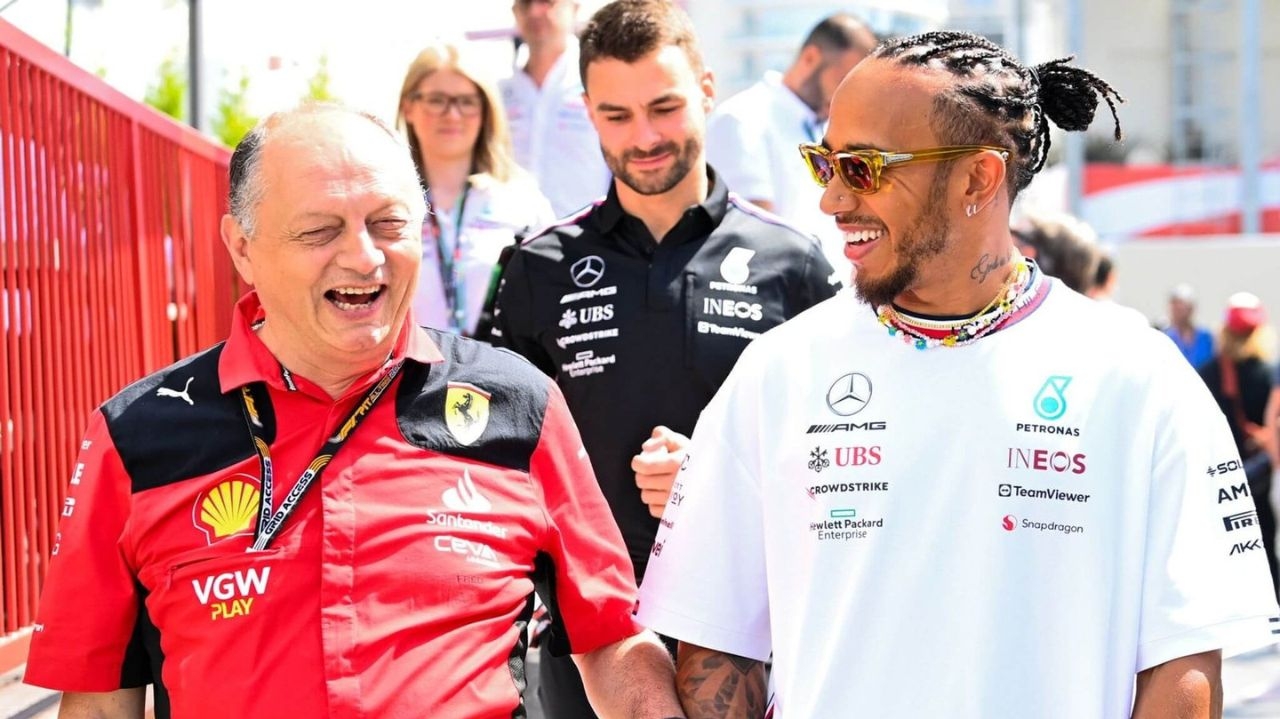 Lewis Hamilton cogitou aposentadoria pela Ferrari no passado Lorena Bueri