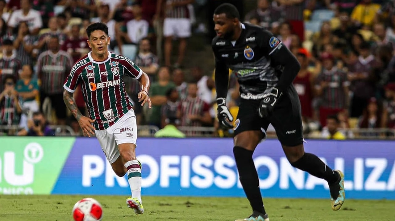 Fluminense vence Sampaio Corrêa e continua líder no Campeonato Carioca Lorena Bueri