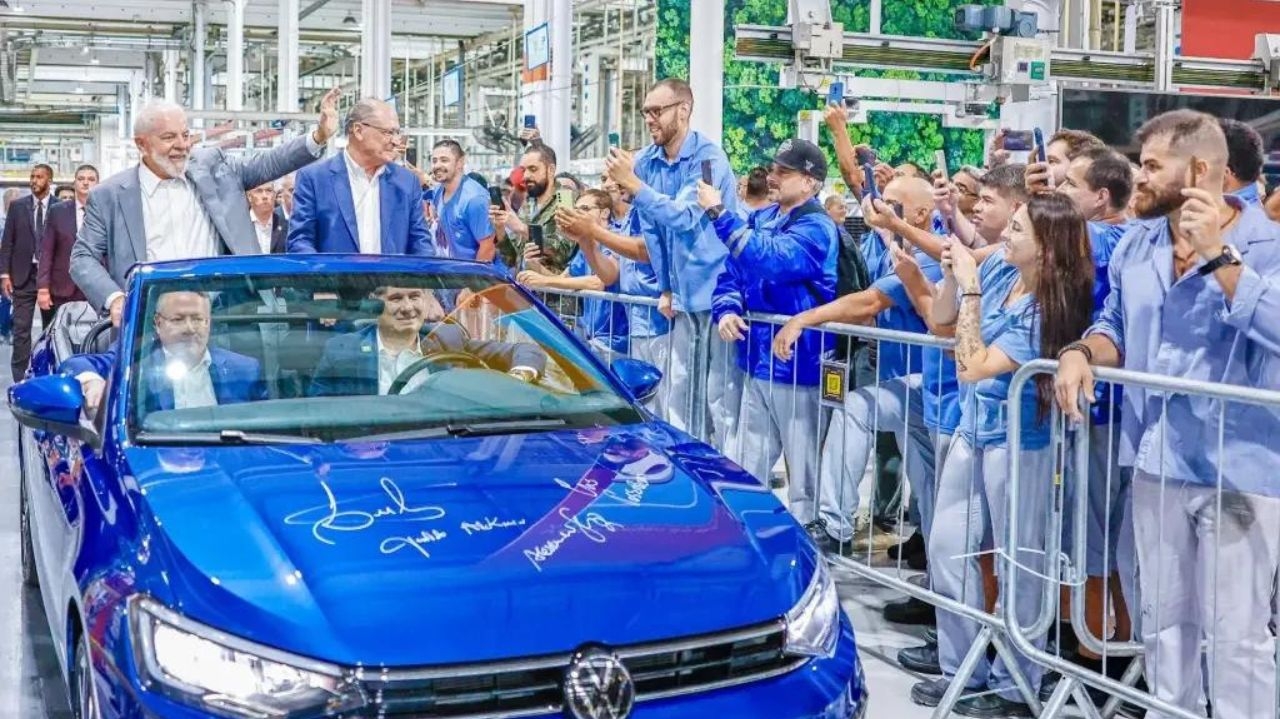 Volkswagen anuncia o dobro de investimentos no Brasil até 2028 Lorena Bueri