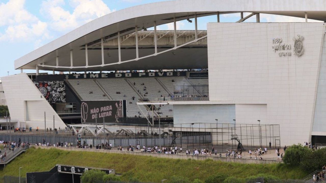 Em tentativa de quitar a Arena, Corinthians tem proposta negada pela Caixa Lorena Bueri