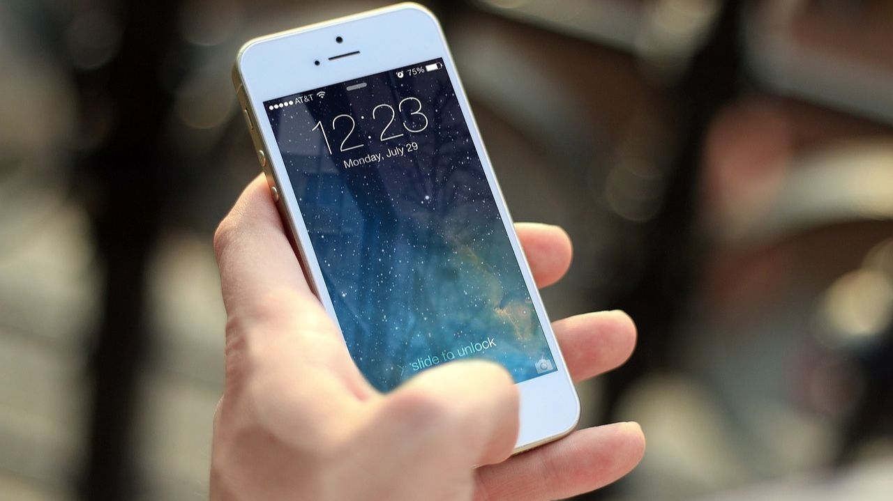 Nova atualização do iPhone promete grandes mudanças Lorena Bueri