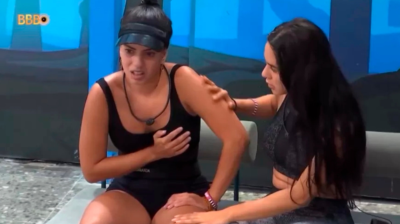 Fernanda é atendida após passar mal no BBB 24 Lorena Bueri