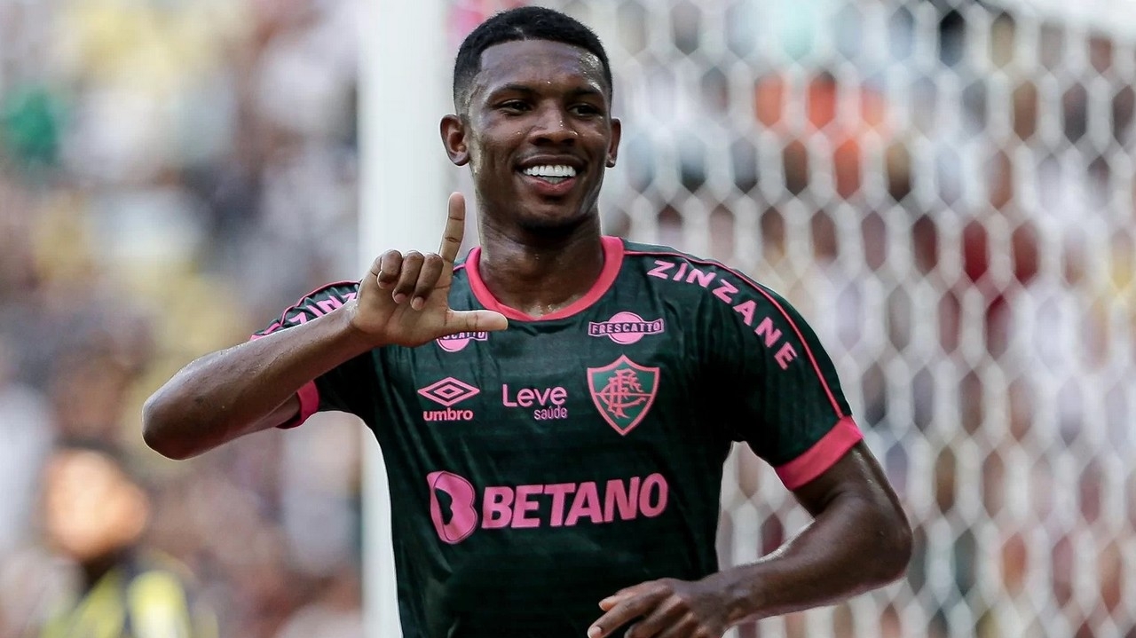 Artilheiro do Fluminense na temporada, Lelê busca se firmar no time titular Lorena Bueri