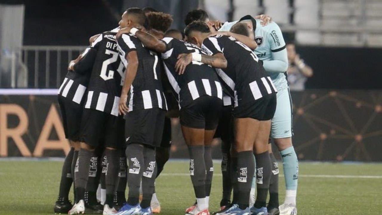 Botafogo empata com Aurora e precisa de vitória simples no jogo de volta Lorena Bueri