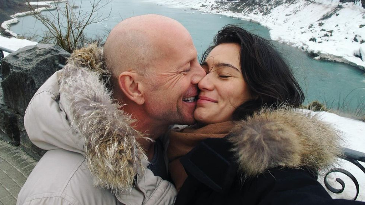 Esposa de Bruce Willis buscou cuidar da saúde mental após diagnóstico de demência do marido Lorena Bueri