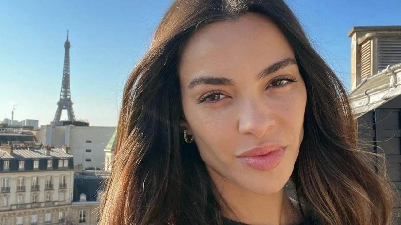 Esposa de Daniel Alves desabafa sobre a mídia relacionar seus posts com a prisão do ex-jogador Lorena Bueri