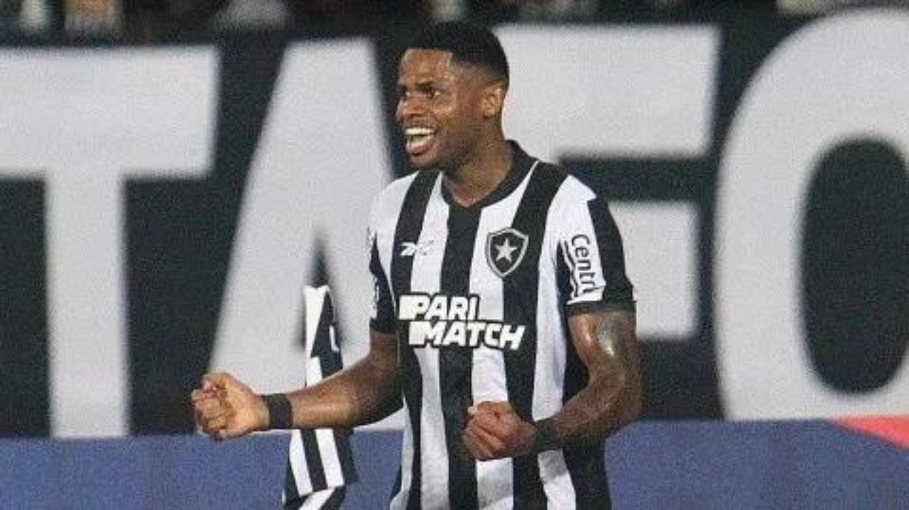 Júnior Santos torna-se o maior artilheiro da história do Botafogo na Libertadores Lorena Bueri