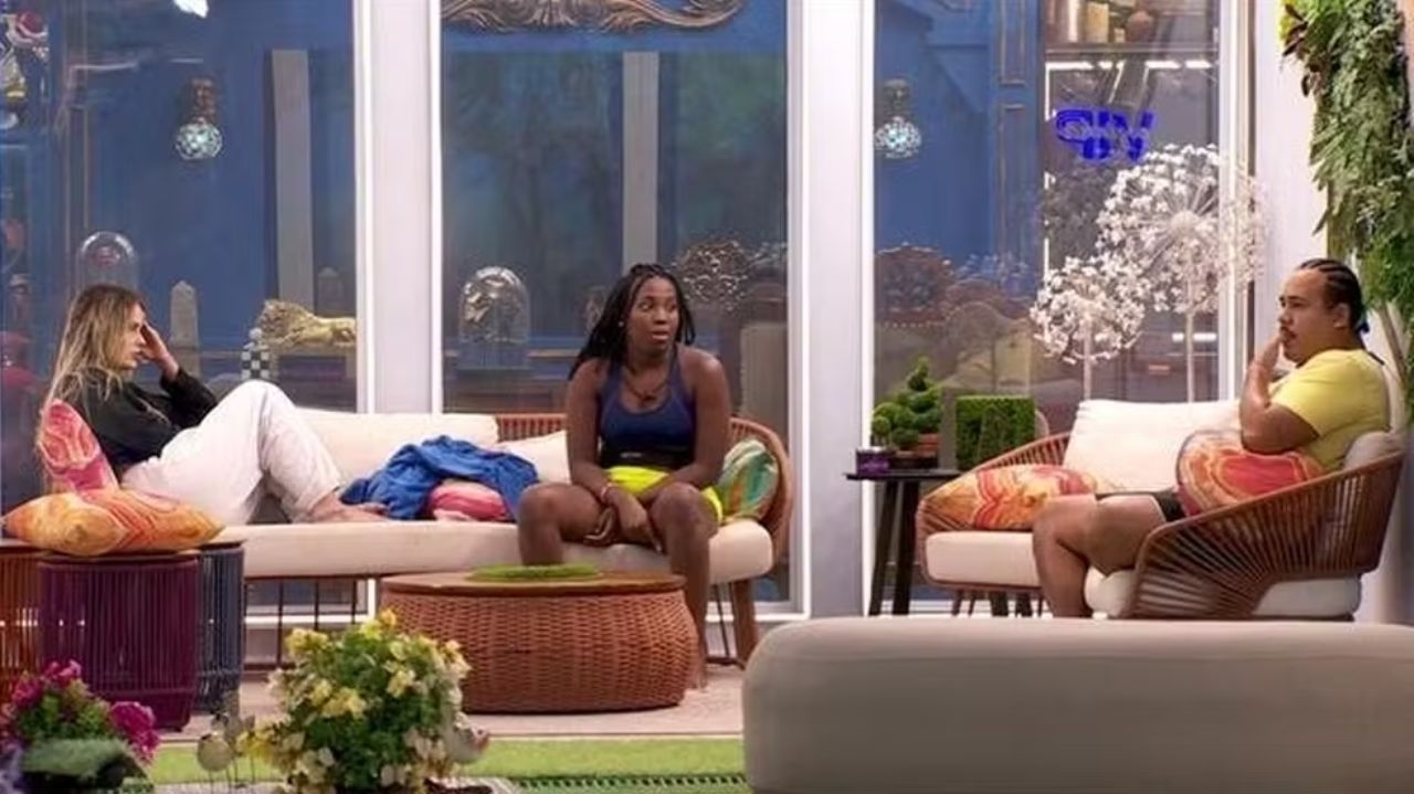 BBB24: Leidy, Yasmin e Lucas conversam sobre paredão  Lorena Bueri