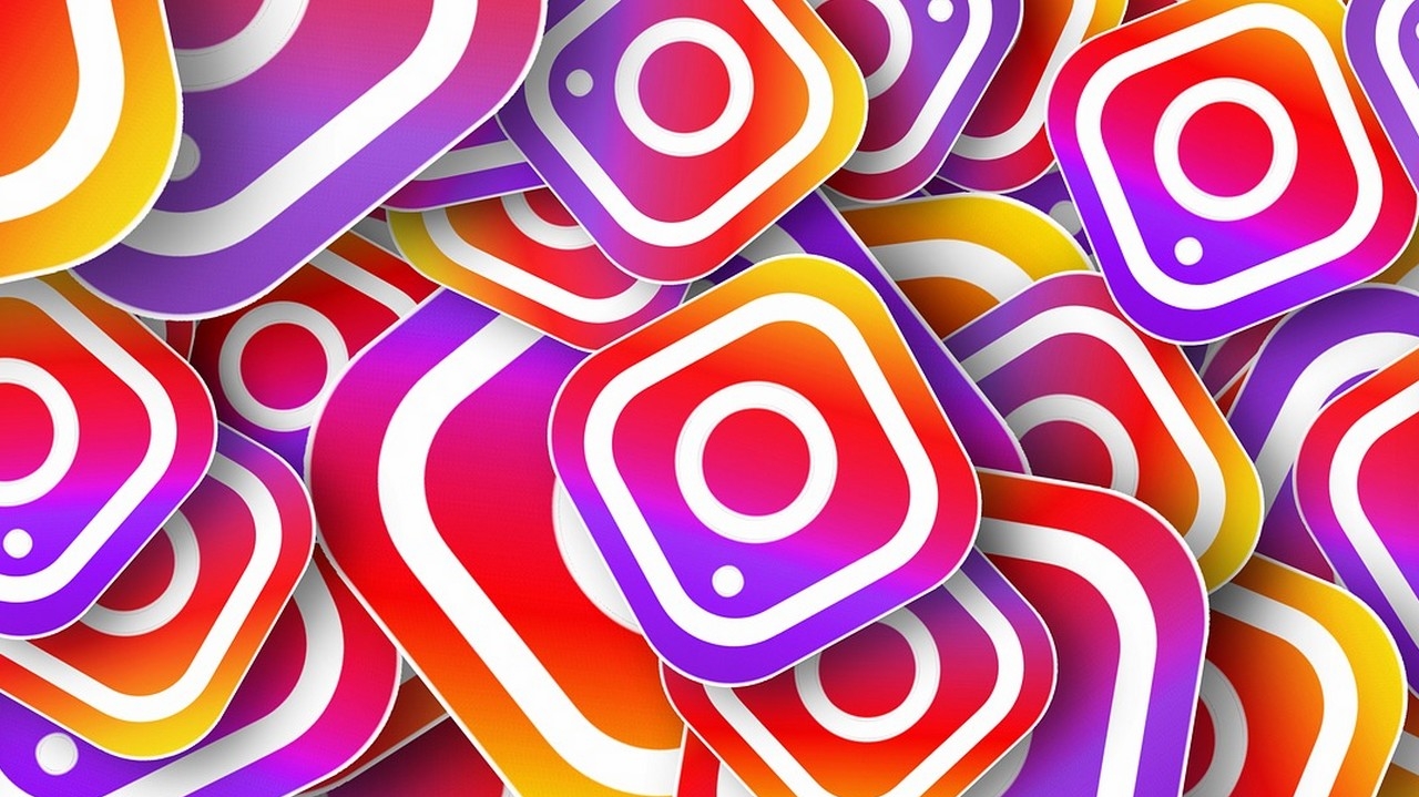 Instagram se torna o aplicativo mais baixado do mundo Lorena Bueri