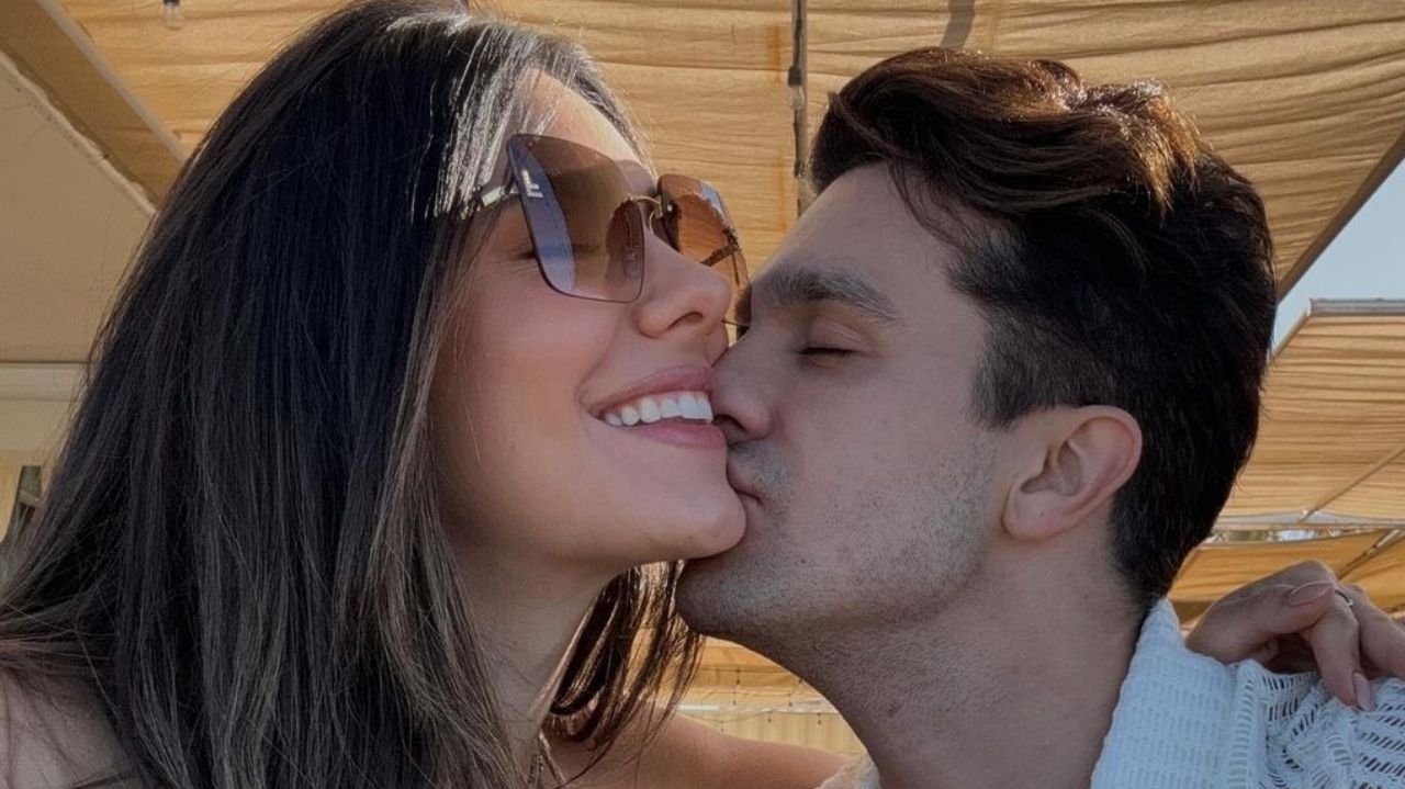 Luan Santana completa 33 anos e recebe os parabéns de Jade Magalhães Lorena Bueri