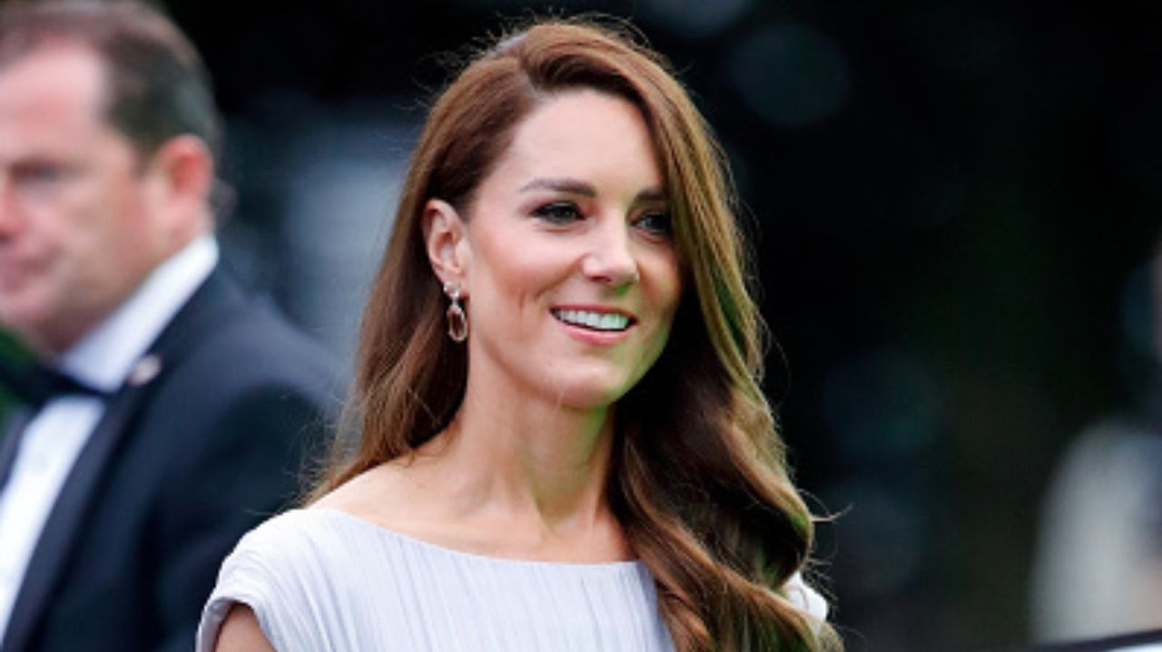  Parte da equipe da Família Real está sem acesso à Kate Middleton após cirurgia Lorena Bueri