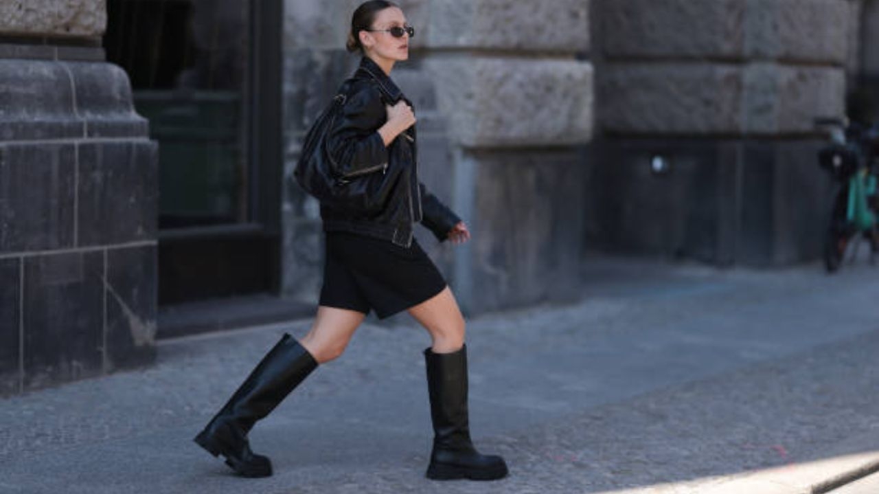 Biker Boots: saiba tudo sobre as botas que voltaram a ser tendência em 2024 Lorena Bueri