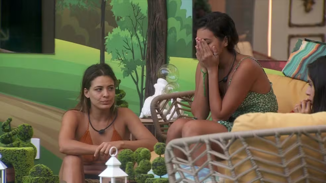 BBB 24: produção aplica punição em Beatriz e Alane após Sisters derrubarem Sabrina Sato  Lorena Bueri