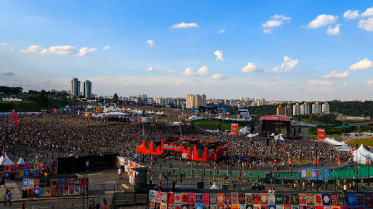 Tenda é atingida por incêndio na noite anterior ao Lollapalooza 2024 Lorena Bueri