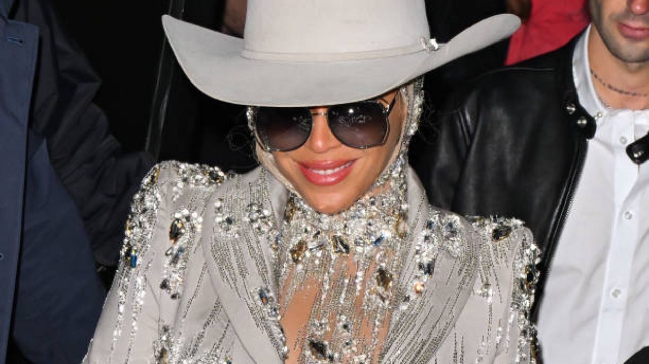 Confira os looks de Beyoncé em sua era country para o 'Cowboy Carter' Lorena Bueri