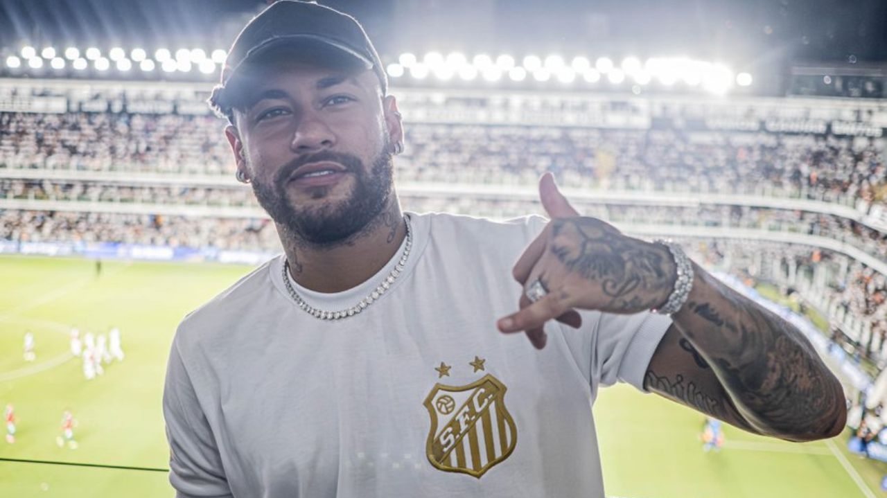 Fábio Carille rende elogios a Neymar :'muito grande no futebol mundial' Lorena Bueri