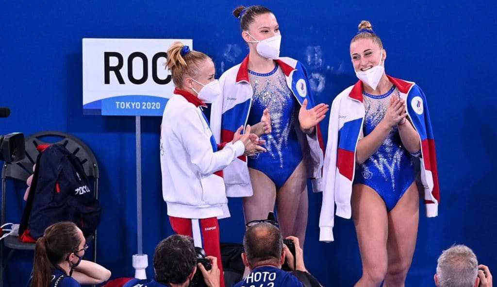 ROC: Por que os atletas da Rússia não podem usar a própria bandeira?