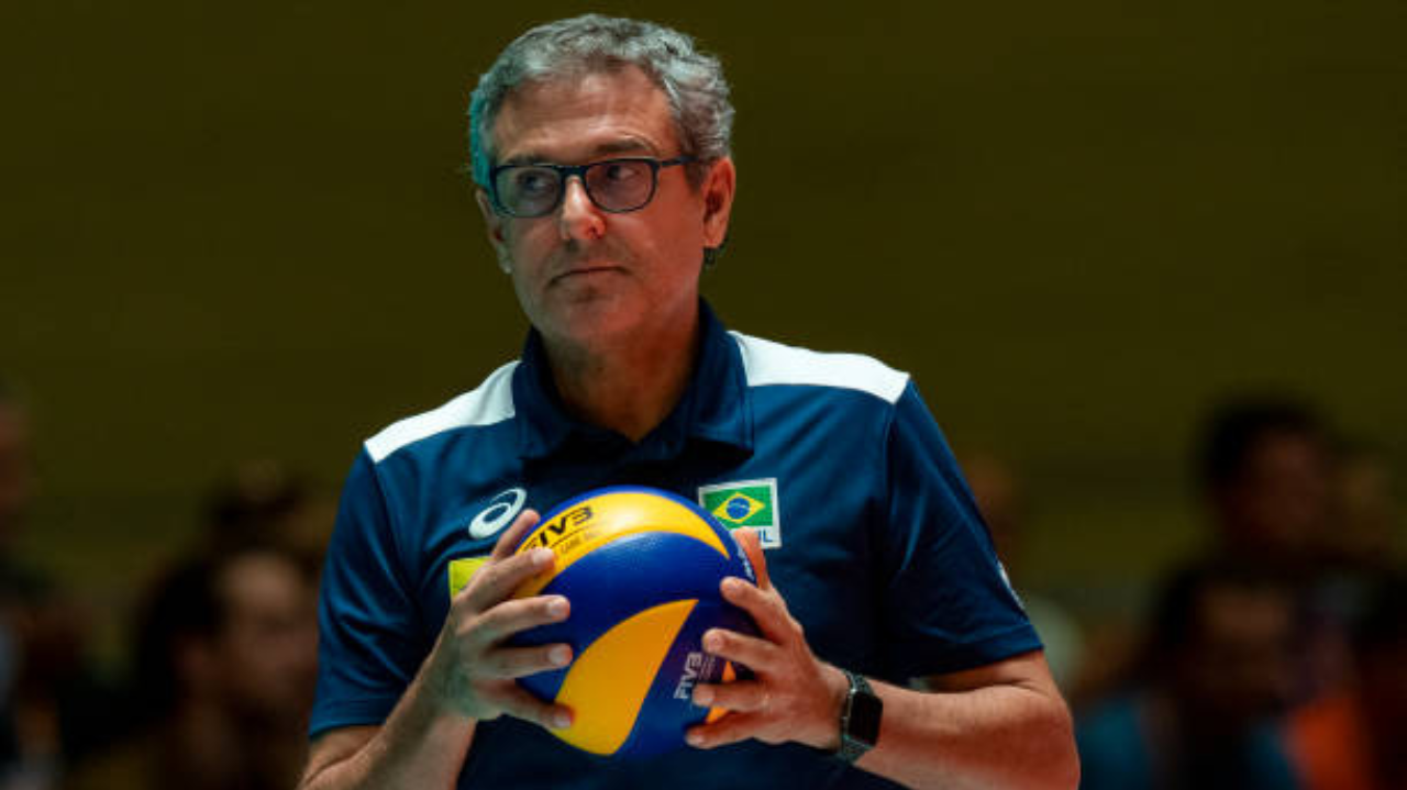Hall da fama do vôlei: brasileiros ganham destaque na disputa em 2024 Lorena Bueri