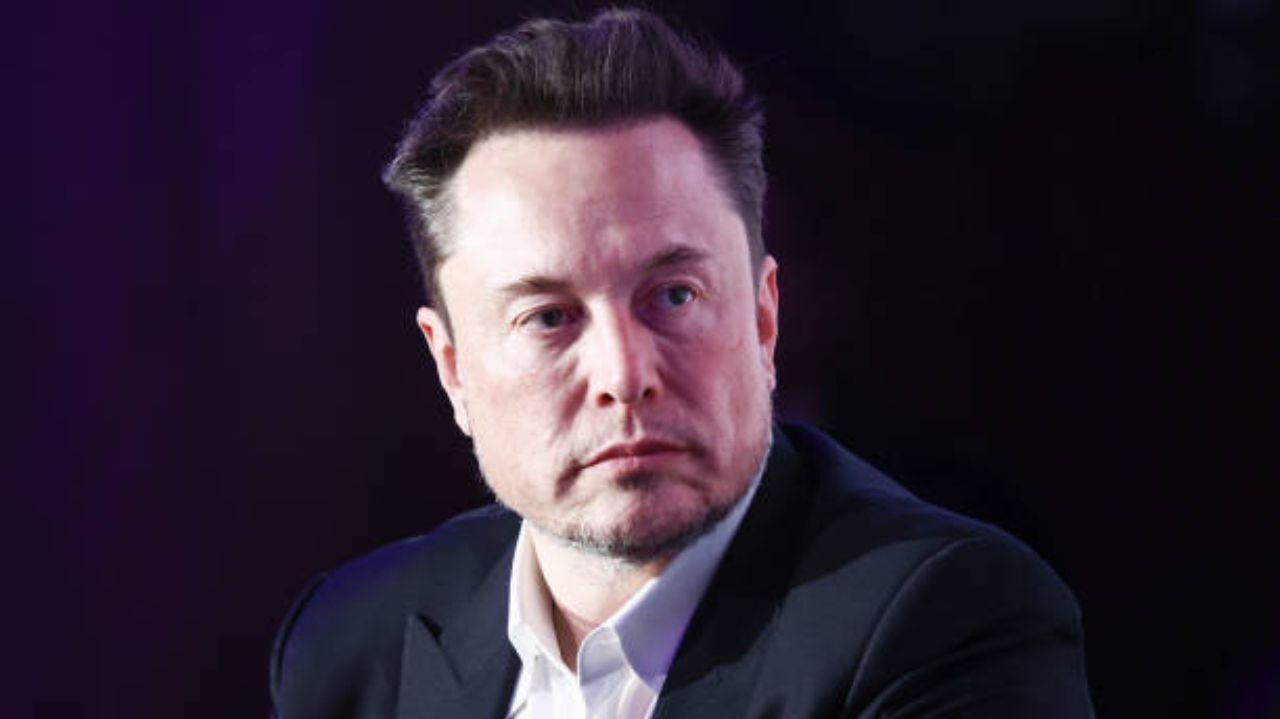 Polícia Federal busca esclarecimentos do X sobre ataques de Elon Musk Lorena Bueri