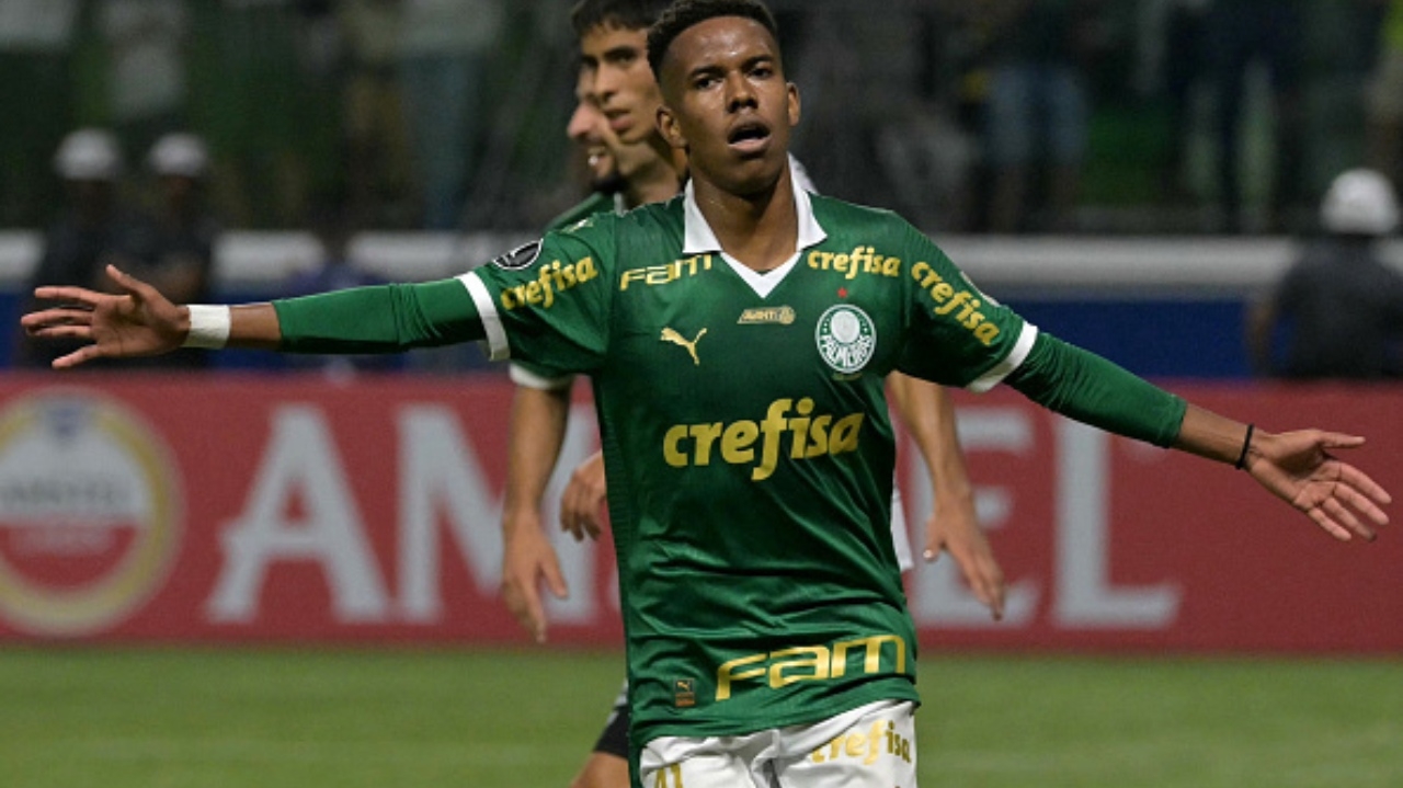 Atraindo olhares dos europeus, Estêvão faz ótima estreia pelo Palmeiras na Libertadores Lorena Bueri